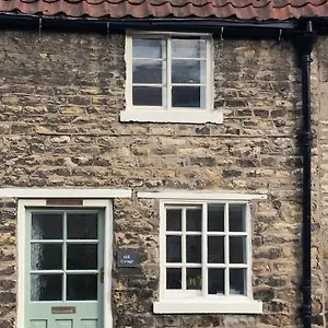 hill-cottage-thornton-le-dale.yorkshirehotels.net/